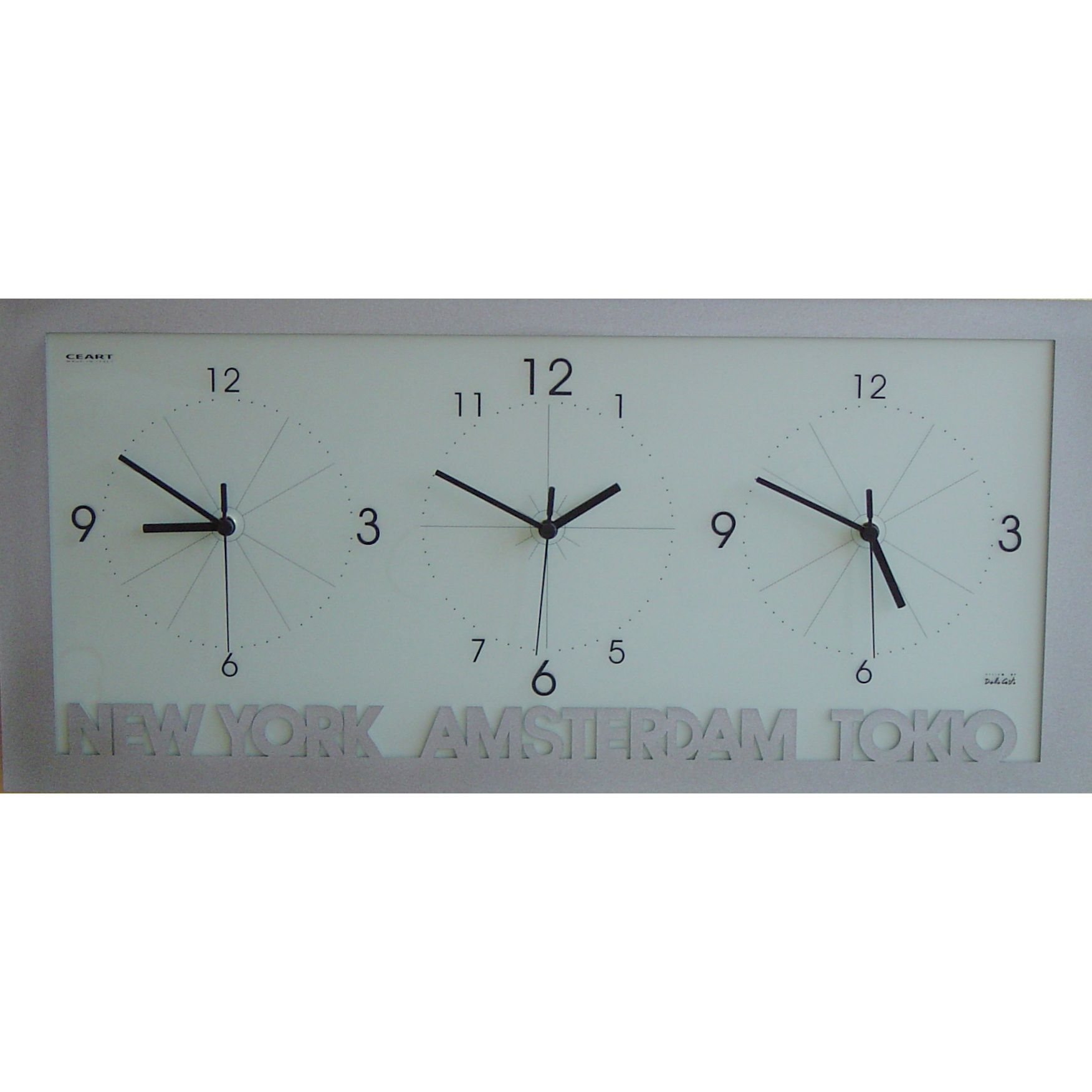 Ceart Worldtime clock